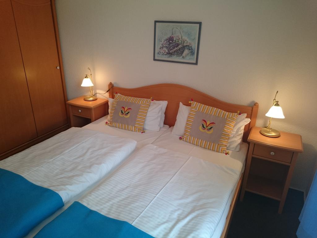 Hotel Haus Alexander Heringsdorf  Esterno foto