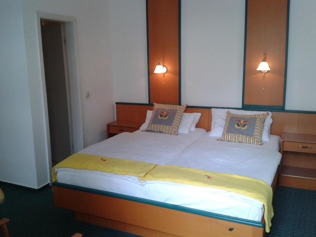 Hotel Haus Alexander Heringsdorf  Esterno foto