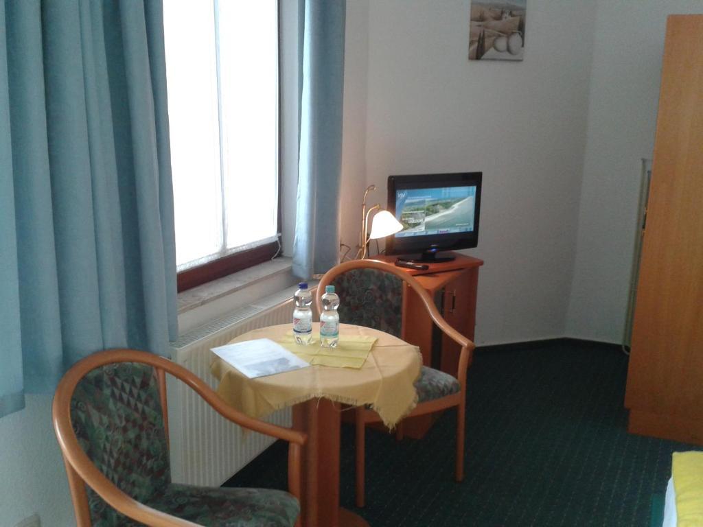 Hotel Haus Alexander Heringsdorf  Esterno foto